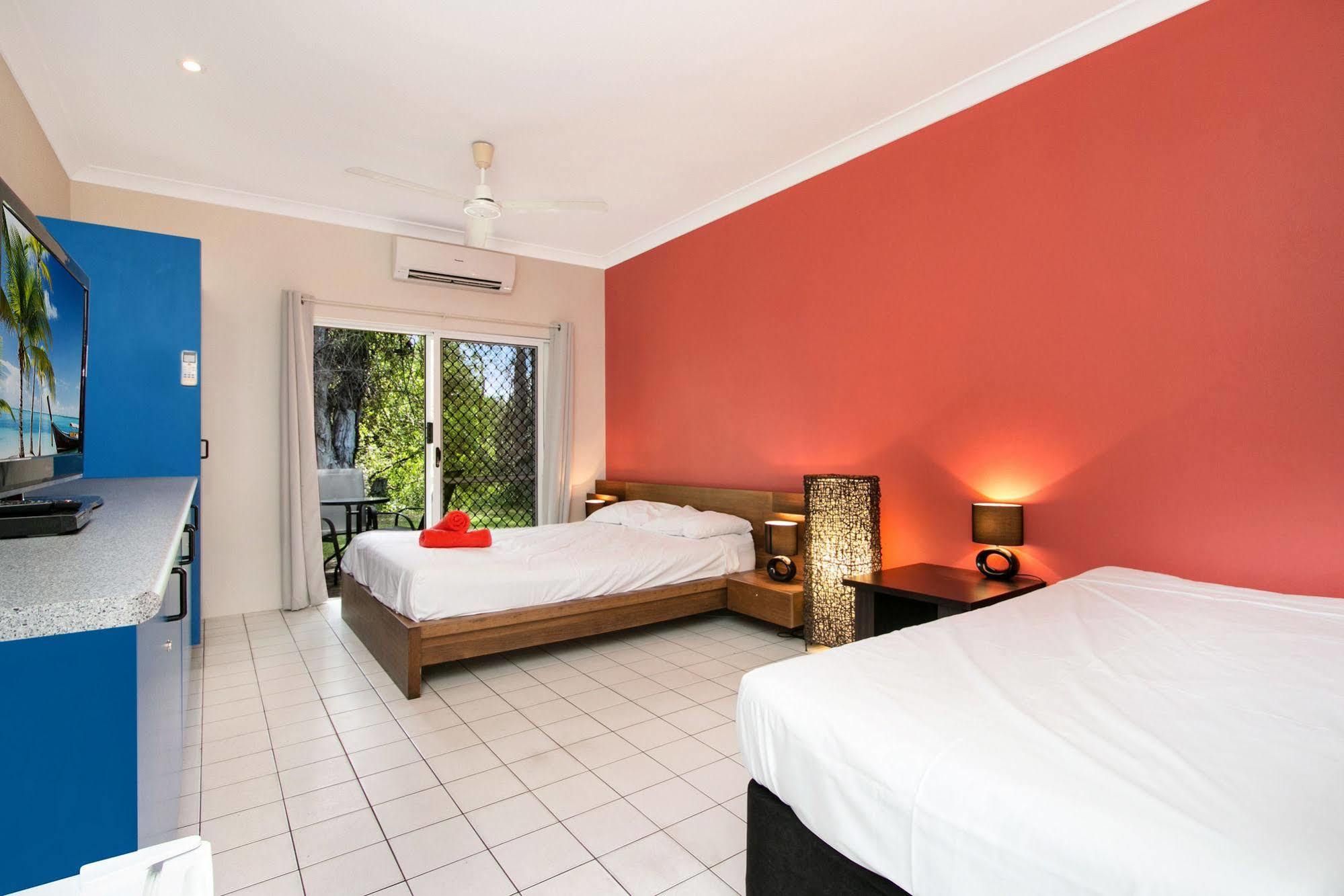 Coral Beach Lodge Port Douglas Eksteriør billede